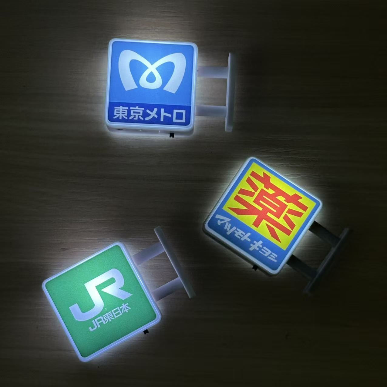 일본 냉장고 자석 편의점 드럭스토어 술 미니 LED 발광 간판 여행 출장 선물 마그넷 711 [더블 컬럼] 스퀘어 화이트 - 상세 이미지 3