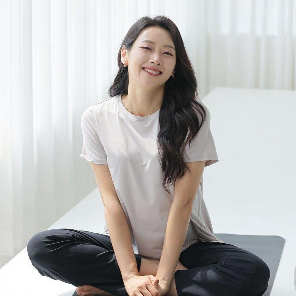 블룸마터니티 이지 임산부요가티셔츠 임부복 임산부요가복 - 상품 이미지