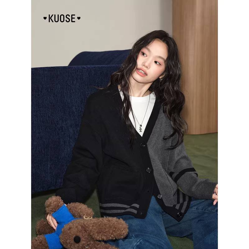 KUOSE 쿠오세 블랙 V넥 루즈핏 긴팔 니트 가디건 - 상세 이미지 5