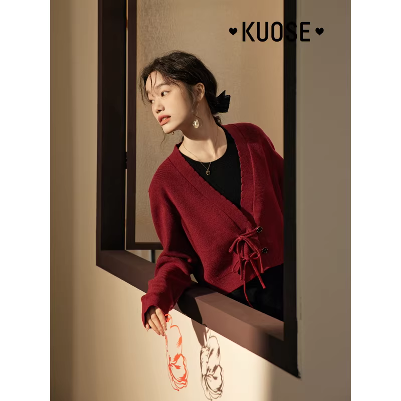 KUOSE 쿠오세 신중식 레드 가디건 민소매 니트 원피스 투피스 세트 - 상세 이미지 3