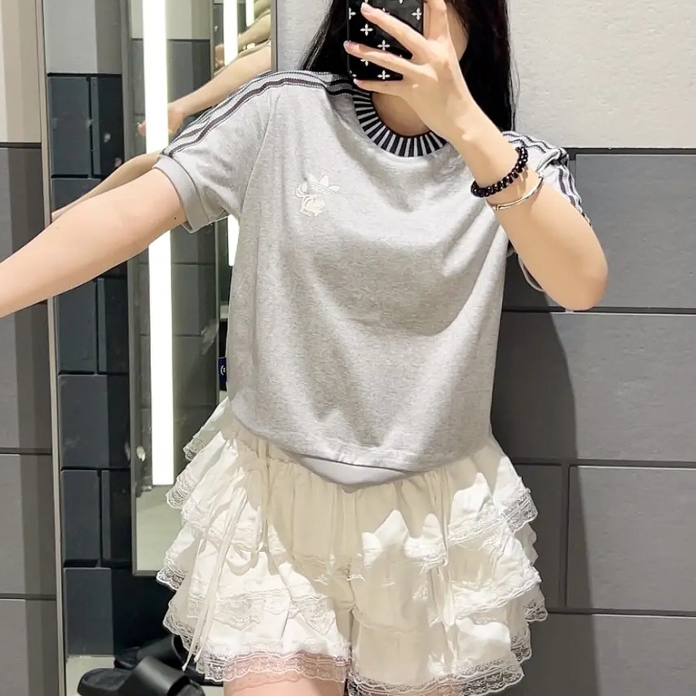 아디다스 X 디즈니 앨리스 체셔캣 그래픽 티셔츠 그레이 KY8316 - 상품 이미지