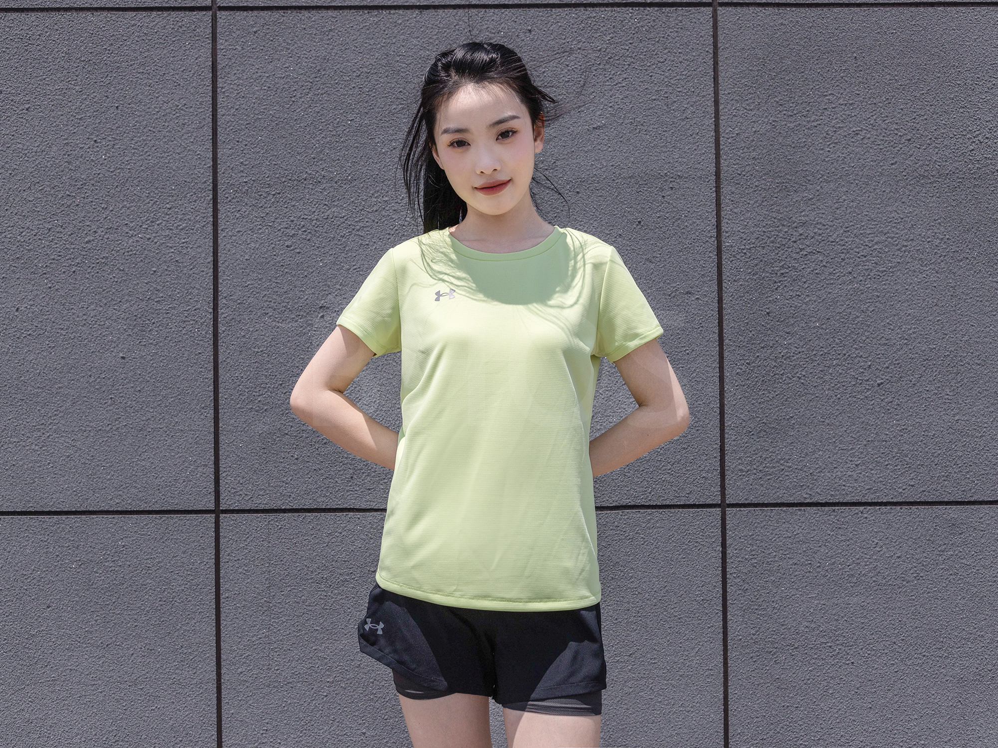 언더아머 여성 옐로우그린 반팔 티셔츠