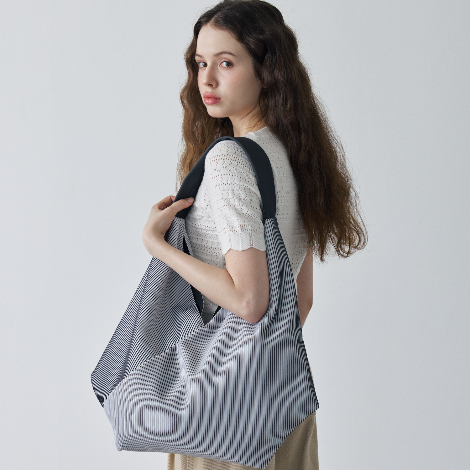 이태리 직수입 명품가방 여성숄더백 여자호보백 인주INZU 이미지 8