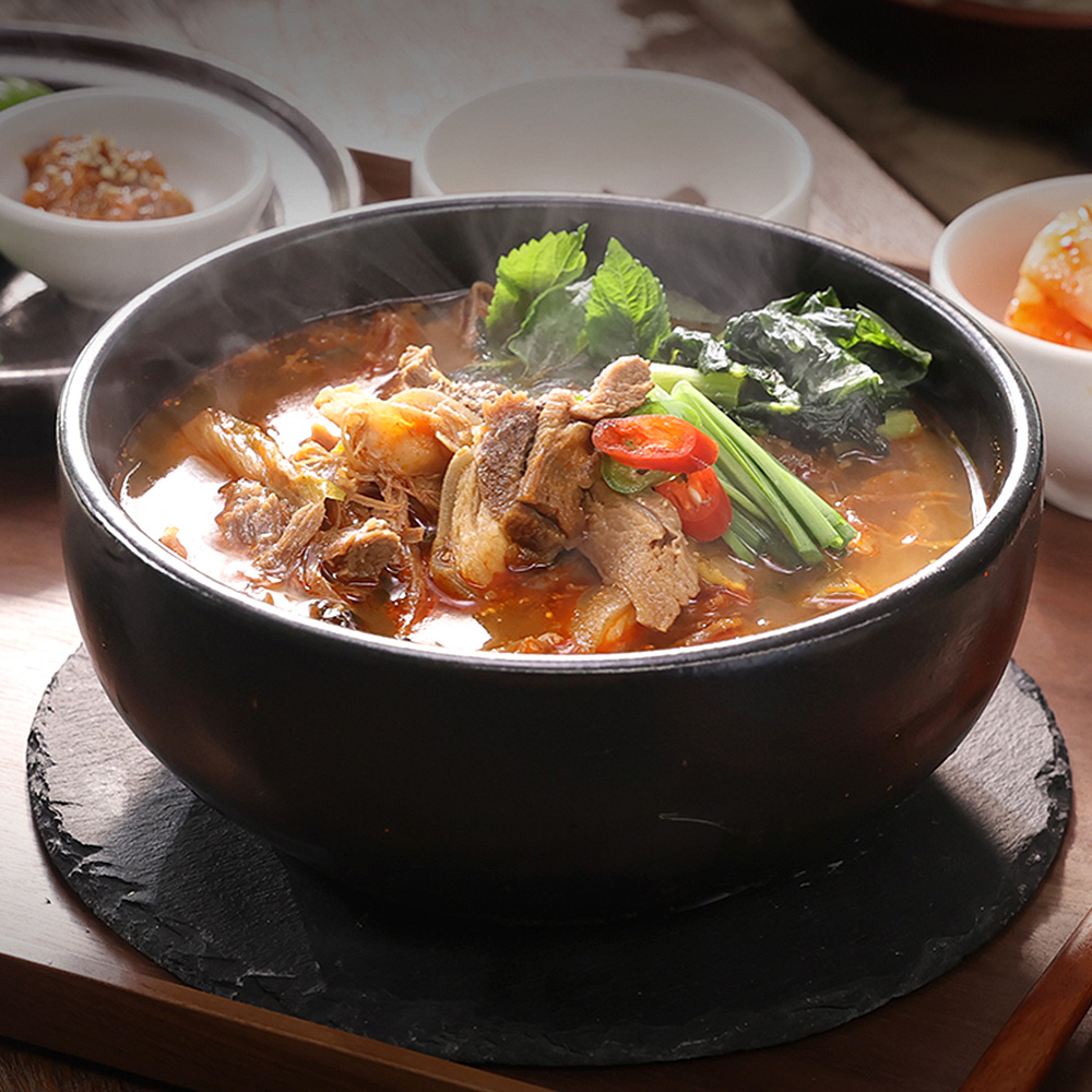 한가득 황칠 염소탕 5팩 여름 보양식 몸보신 진한 전골 술안주 간편식 상품 이미지