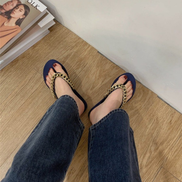 골드 체인 컬러 쪼리 샌들 여성 여름 휴양지 비치 발편한 슬리퍼 플립플랍 트렌디 블랙 - 상세 이미지 4