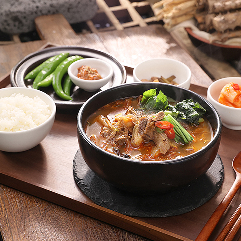 한가득 황칠 염소탕 5팩 여름 보양식 몸보신 진한 전골 술안주 간편식 상품 이미지