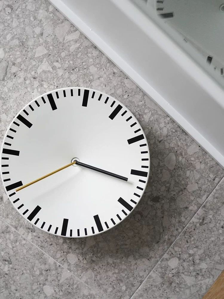아날로그 벽시계 원형 무소음 거실 디자인시계 벽걸이 화이트 11inch - 상세 이미지 4