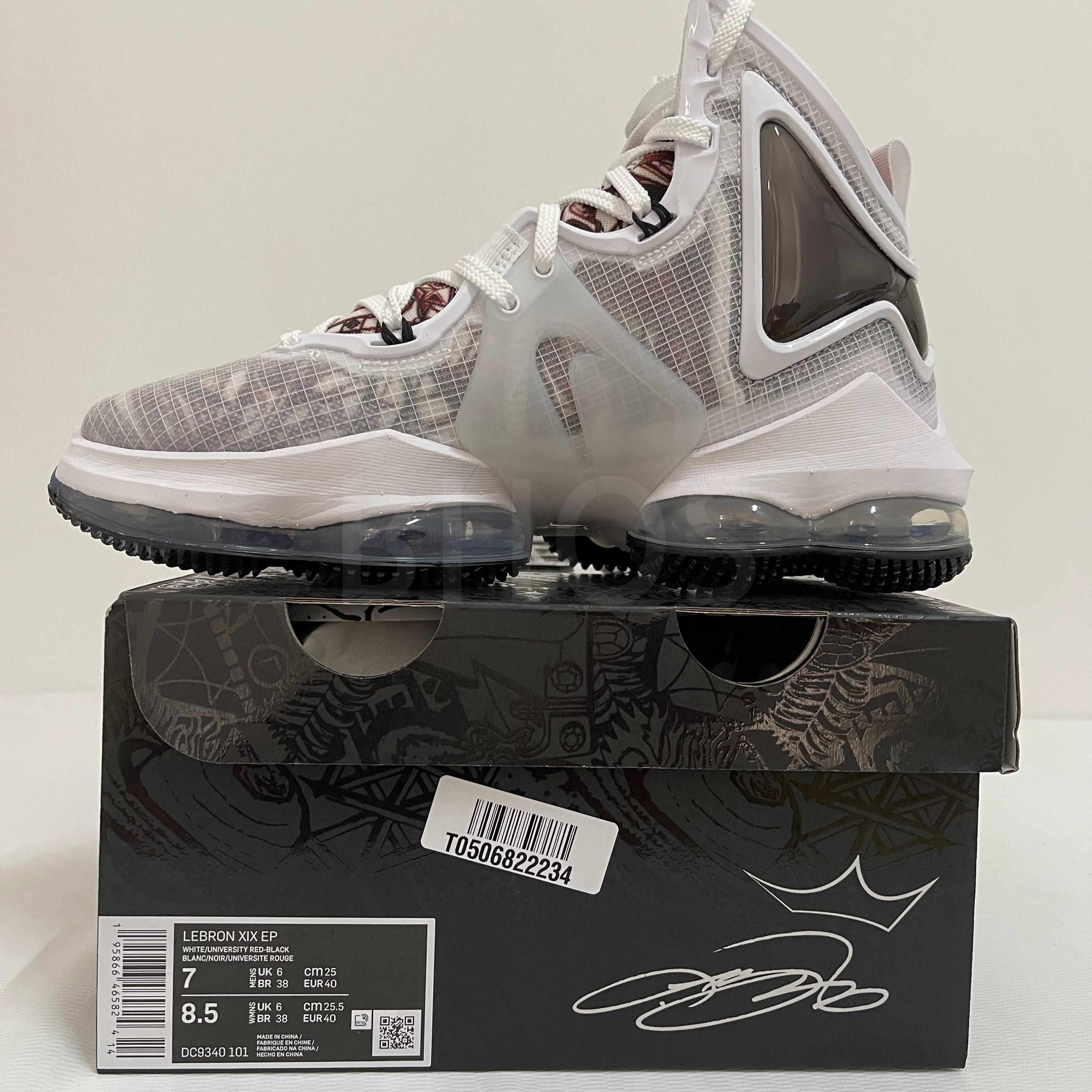 나이키 LEBRON XIX EP 블랙 화이트 농구화