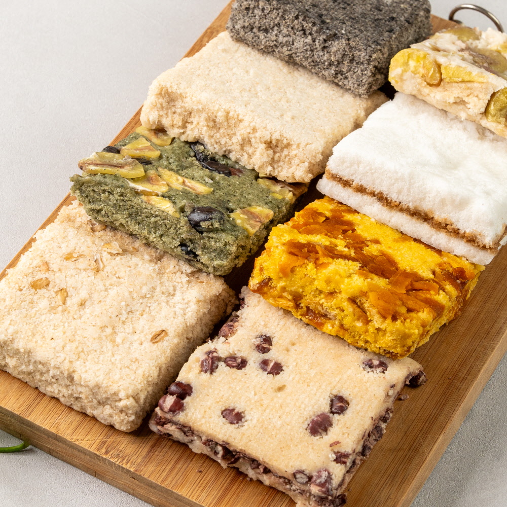 [설기떡 8종 맛보기] 흑임자 꿀백설기 밤현미 오트밀 무설탕통팥 알밤쑥 단호박고지 - 상세 이미지 3
