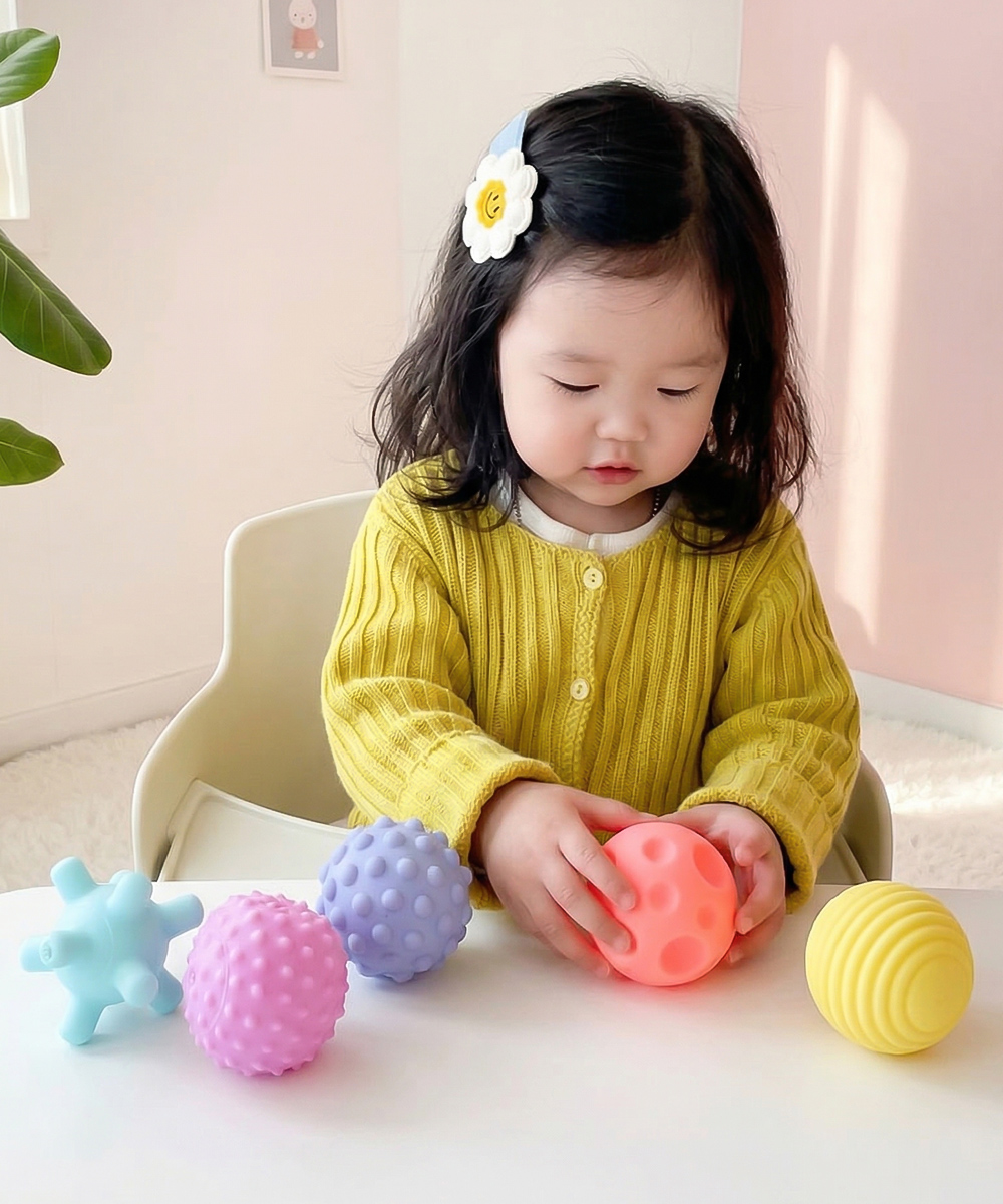 (다르담) 아기 유아 소프트 쿠션 촉감 놀이 촉감공 소근육 발달 교구 교재 5종 세트 - 상세 이미지 2