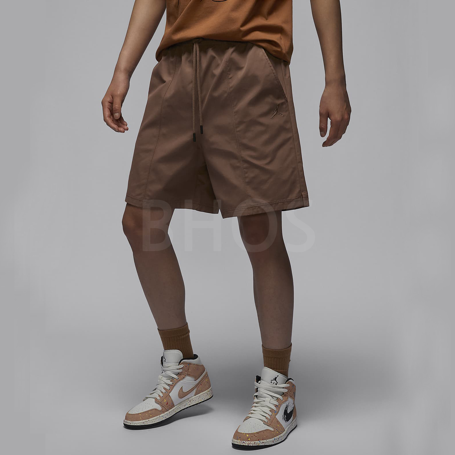 나이키 ESS WOVEN SHORT 남성 숏팬츠
