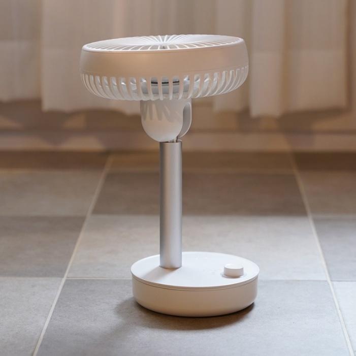 캠핑 휴대용 BLDC 미니선풍기 충전용 책상용 무선선풍기 18cm - 상세 이미지 5