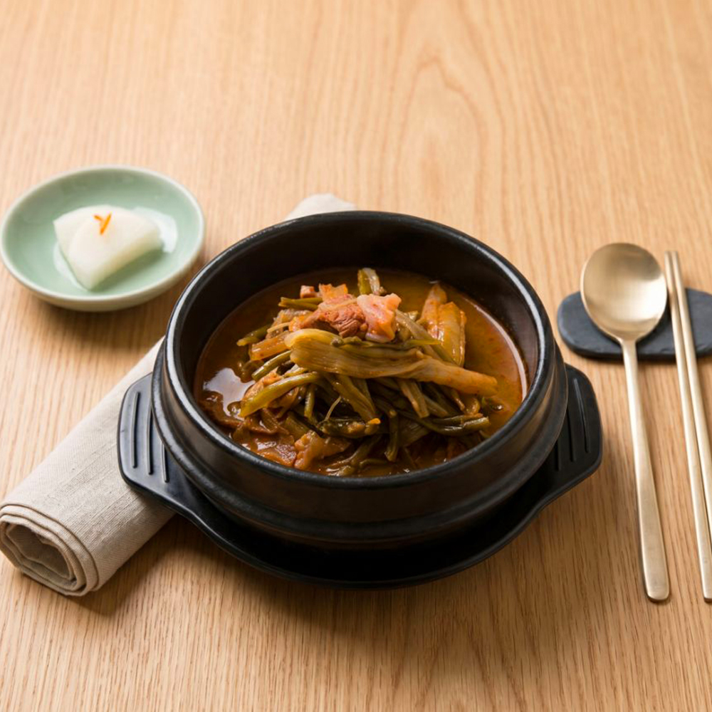 [갓성비] 토란대 육개장 600g / 전자레인지 조리 캠핑용 간편조리 - 상세 이미지 3