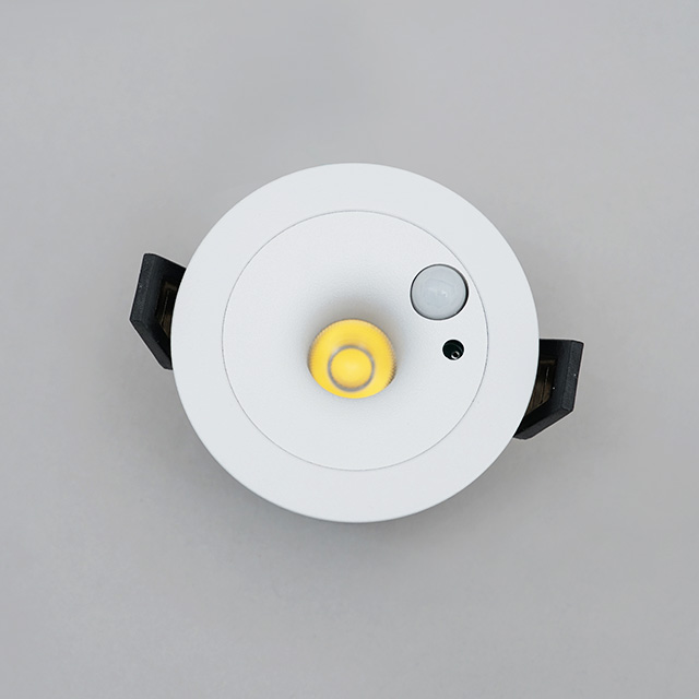 쎈룩스 LED 매입 센서등 로얀 5.5cm(2인치) COB 8W 움푹 다운라이트 플리커로우 가구 매립등 - 상세 이미지 4