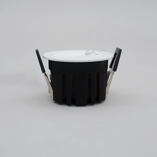 쎈룩스 LED 매입 센서등 로얀 5.5cm(2인치) COB 8W 움푹 다운라이트 플리커로우 가구 매립등 - 상세 이미지 5