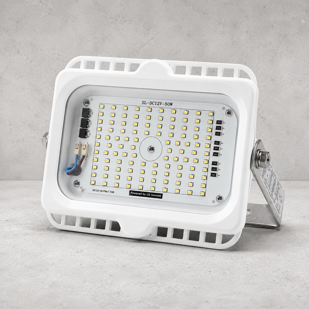 LED 투광기 투광등 공장등 선박 중장비 야외 공사 조명 써치라이트 DC12V 50W 삼립 - 상품 이미지