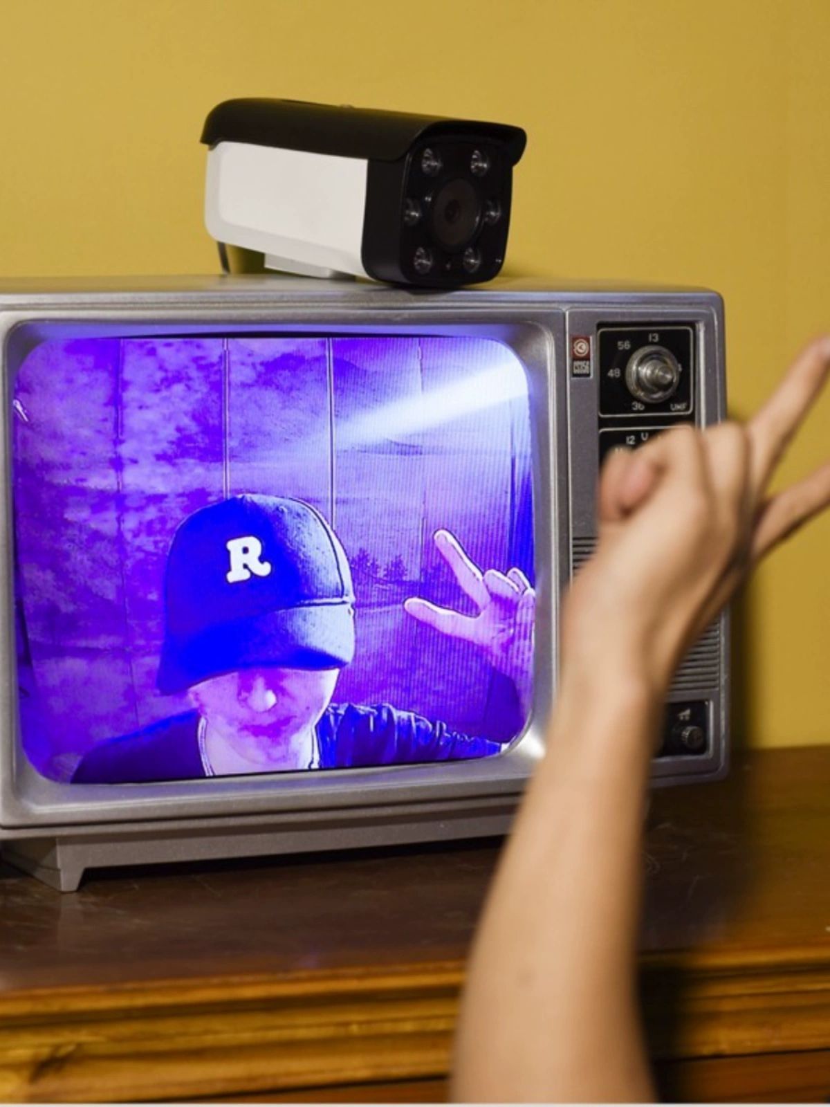 레트로TV 카메라 촬영소품 빈티지 포토존 인테리어 장식품 14인치TV+카메라 USB 듀얼 안테나 - 상세 이미지 4