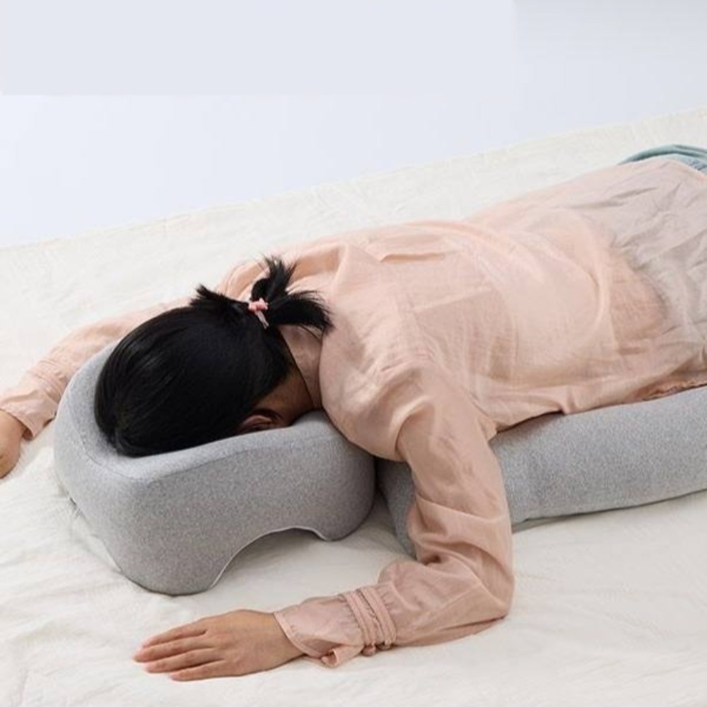 엎드리는베개 다기능 침대 엎드려자는 낮잠 독서 턱받침 쿠션 안면 회복 연회색 - 상품 이미지