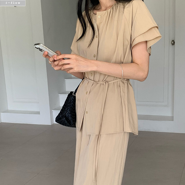 모어드 이중소매 나그랑 루즈핏 블라우스 3col 여름 라운드 하프 스트랩 셔링 제이플로우 이미지 8