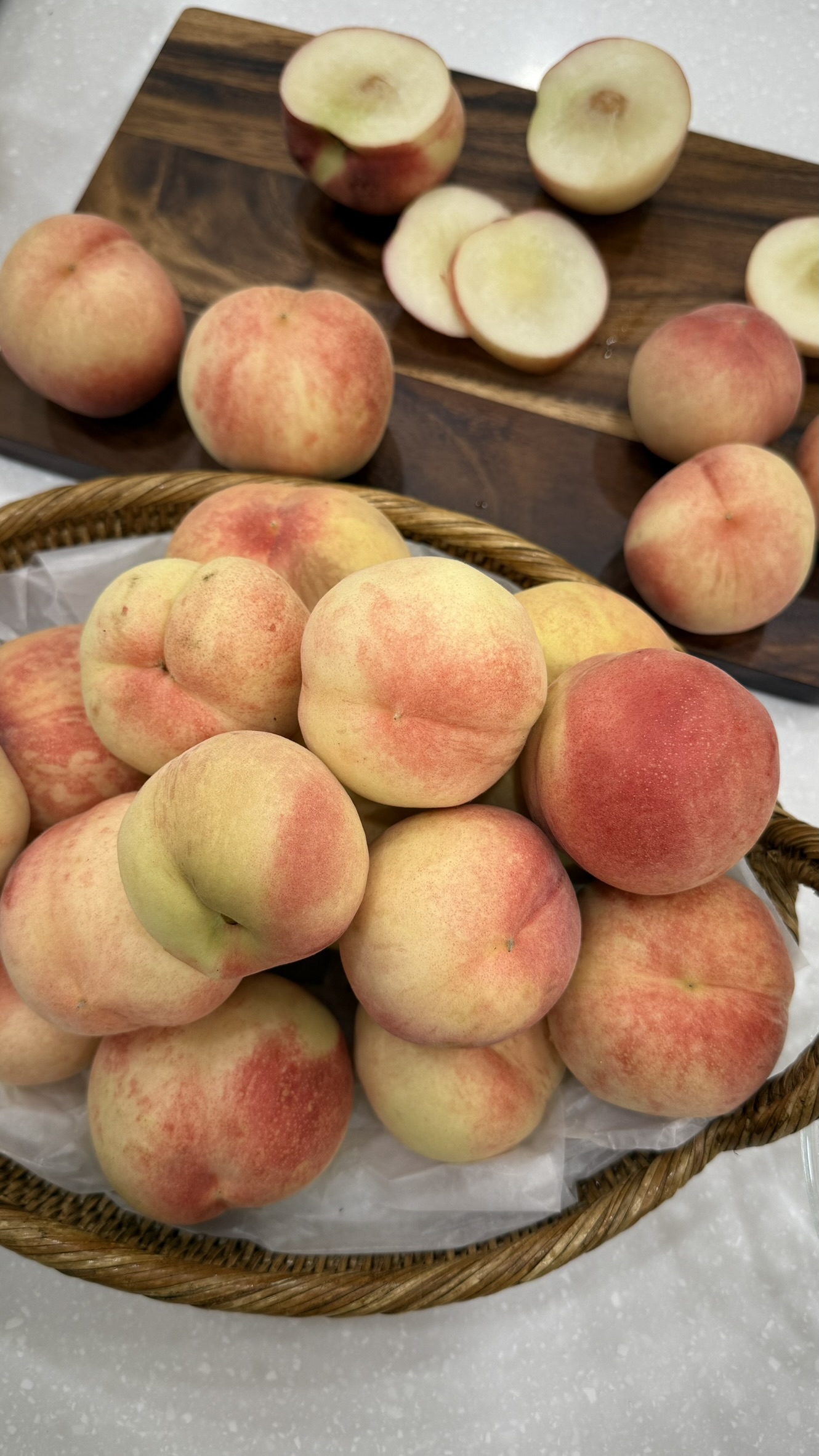 대극천 납작복숭아 하우스 딱딱이 15brix 백도 복숭아 거반도 3kg - 상세 이미지 4