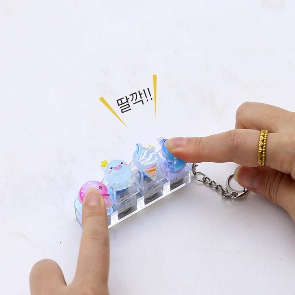 LED 키캡키링 키보드 열쇠고리 딸각이 클릭커 키홀더 스트레스 4구 이미지 7