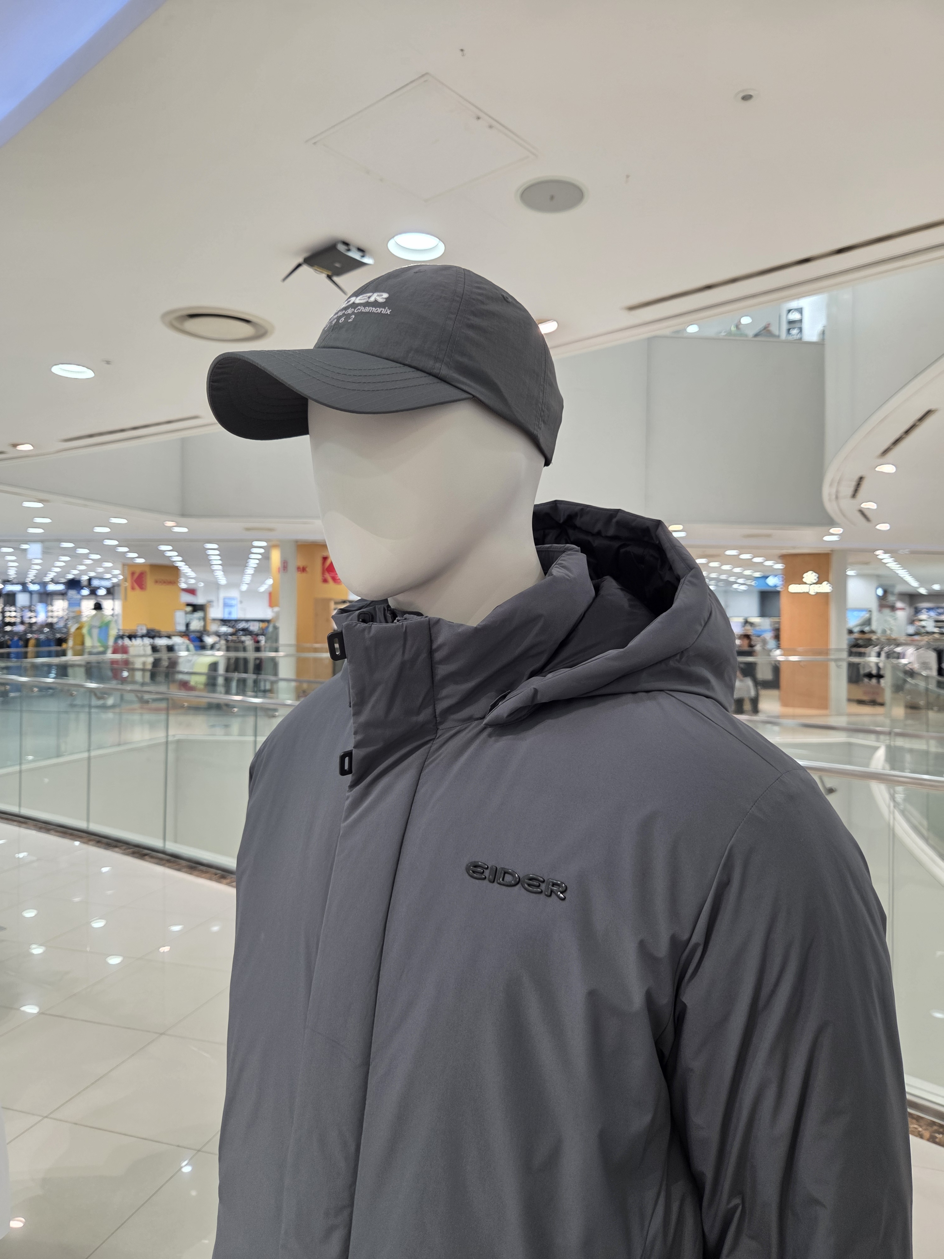 아이더 남성 캐시미어 코트패딩 미들 구스다운 겨울점퍼 MW25561 - 상세 이미지 4