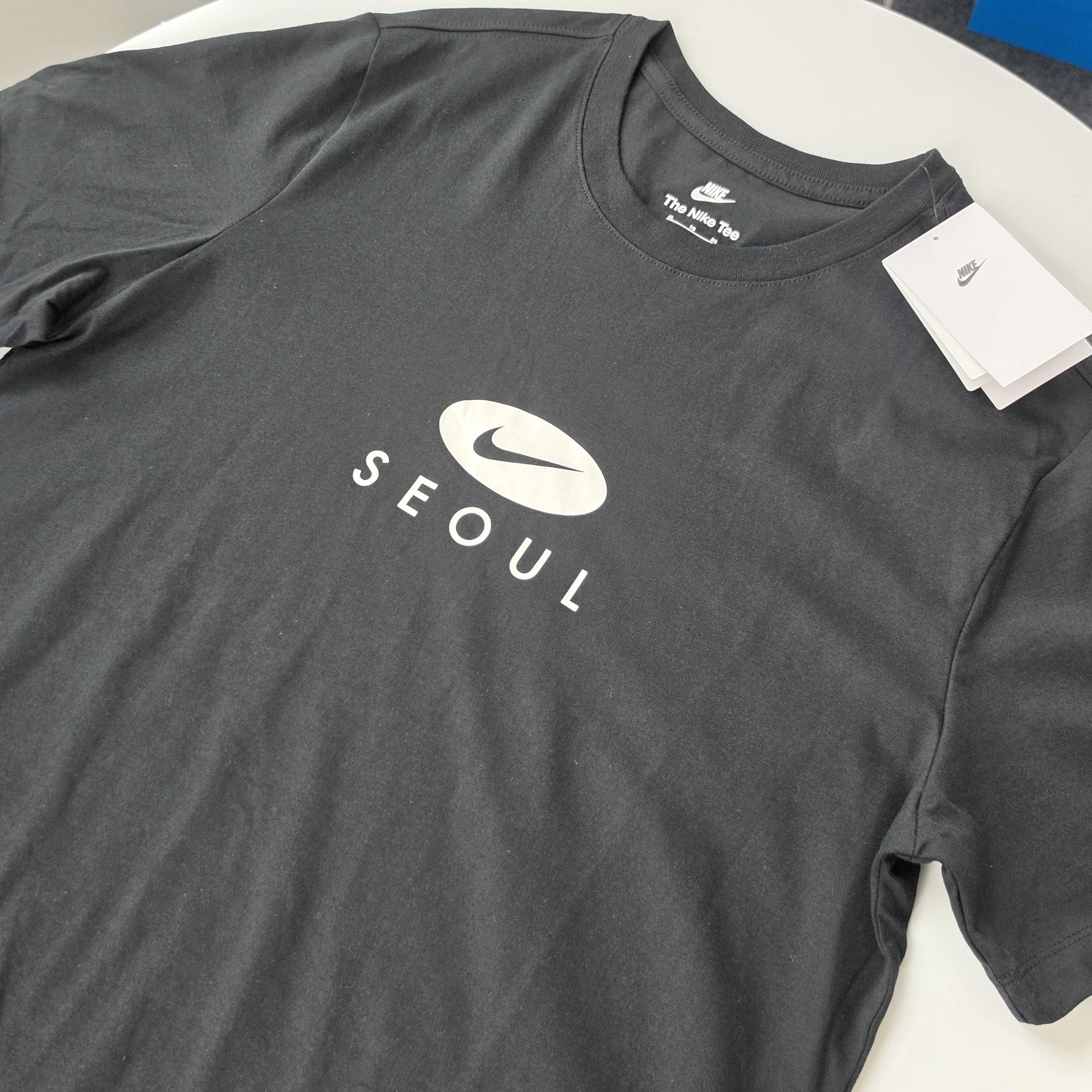 나이키 시티 서울 러닝 반팔 티셔츠 화이트 블랙XL HF4805-100 HF4805-010 - 상세 이미지 3