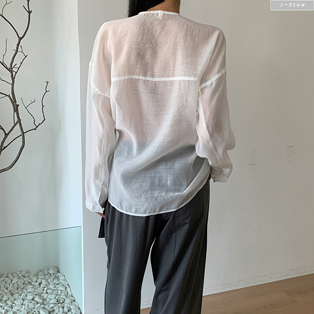 로이반 오버핏 레이어드 사이드 버튼 셔츠 3col 여름 시스루 노카라 라운드 제이플로우 이미지 6