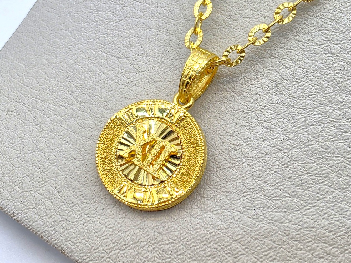 24K 순금 11.25g(3) 클래식 메달 목걸이(18K 연결고리 장식) 이미지 8