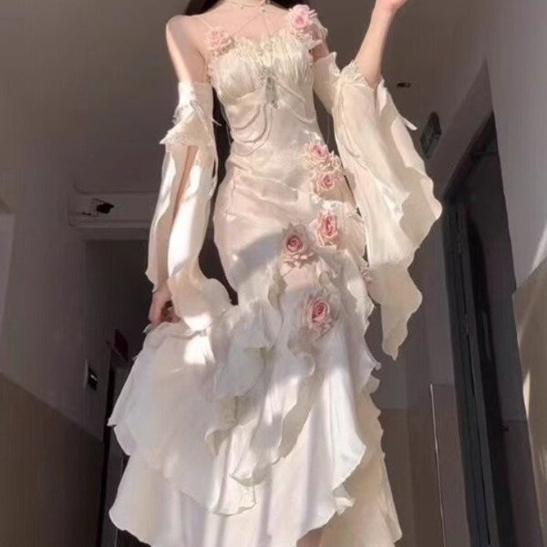 공주풍 슬립 이브닝드레스 장미 장식 오프숄더 비대칭 프릴 머메이드 아이보리 핑크 봄 여름 롱원피스 - 상품 이미지