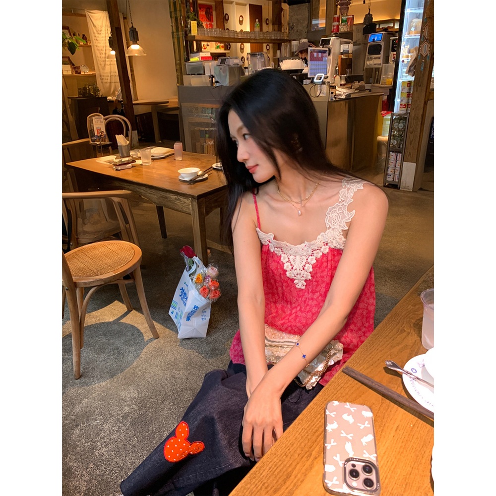 꽃패턴 레이스 나시캐미솔블라우스 언발란스끈 루즈핏 여름 시원시폰소재 주름 디자인 핑크레드 - 상세 이미지 4