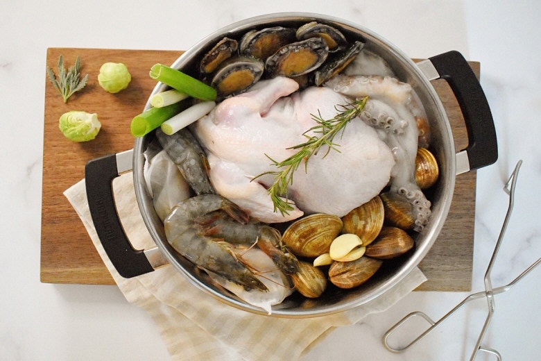 해신탕 밀키트 홍게 랍스타 쭈꾸미 닭 랍스터 해물탕 전골 캠핑음식 보양식 - 상세 이미지 2