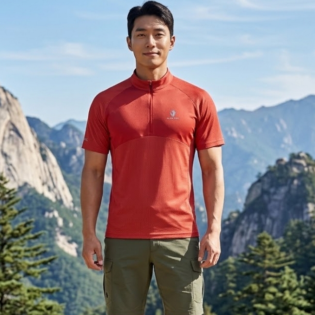 블랙야크 남성 여름 냉감 메쉬 통풍성 하이넥 반집 등산 반팔 티셔츠 - 상품 이미지