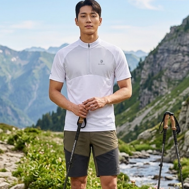 블랙야크 남성 여름 통풍성 반집업 메쉬 냉감 등산 반팔 티셔츠 - 상품 이미지