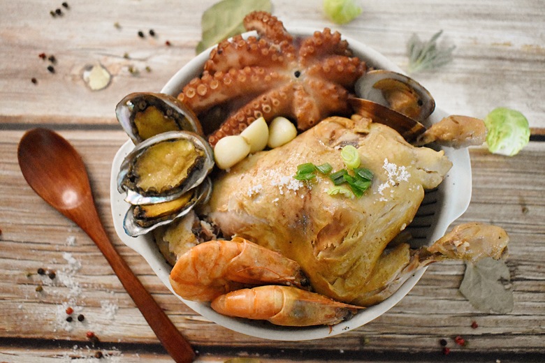 해신탕 밀키트 홍게 랍스타 쭈꾸미 닭 랍스터 해물탕 전골 캠핑음식 보양식 - 상세 이미지 3
