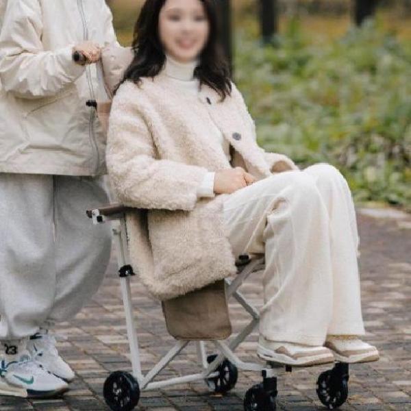접이식 의자 캠핑 웨건 바퀴달린 등받이 야외 카키+블랙 프레임 - 상세 이미지 2