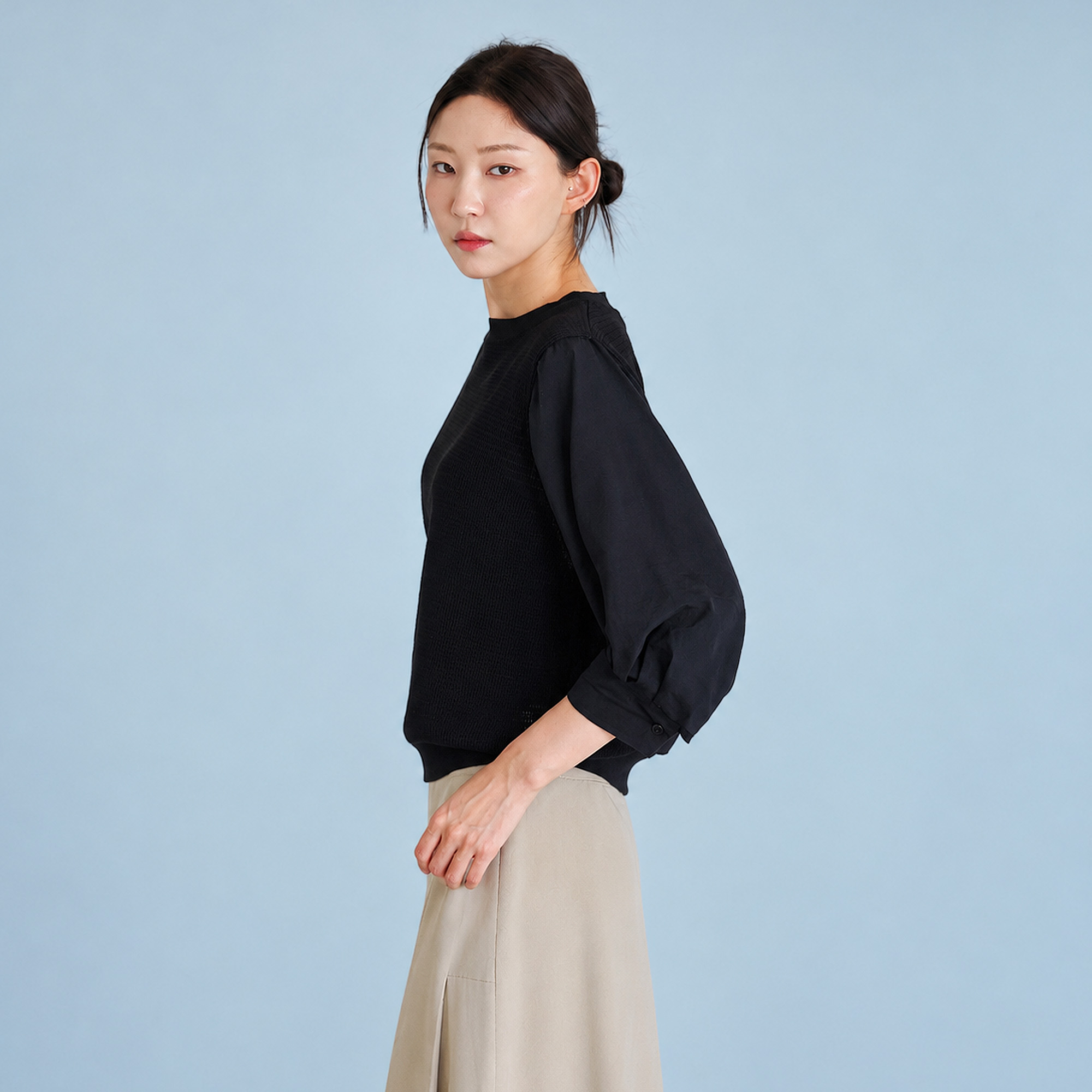 매쉬 핀턱 라운드넥 셔츠 - 상품 이미지