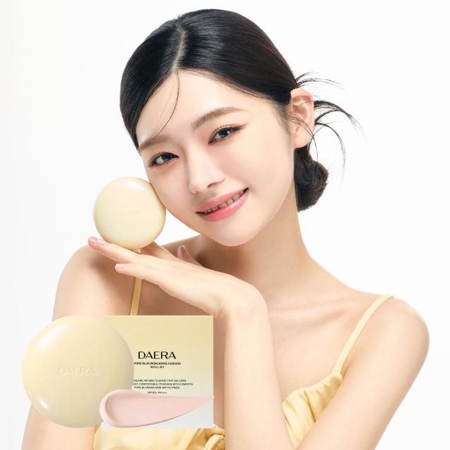 대라 포어 블러 쿠션 팩트 워터프루프 SPF50+ PA++++ 본품, 라이트, 12g - 상품 이미지