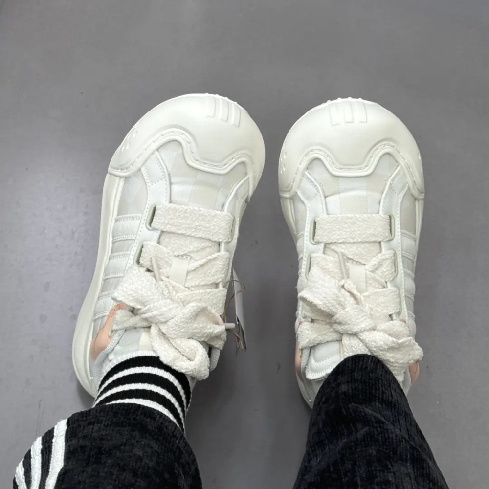아디다스 맥스코트 SPW 여성 키높이 왕끈 스니커즈 JR8352 - 상세 이미지 3