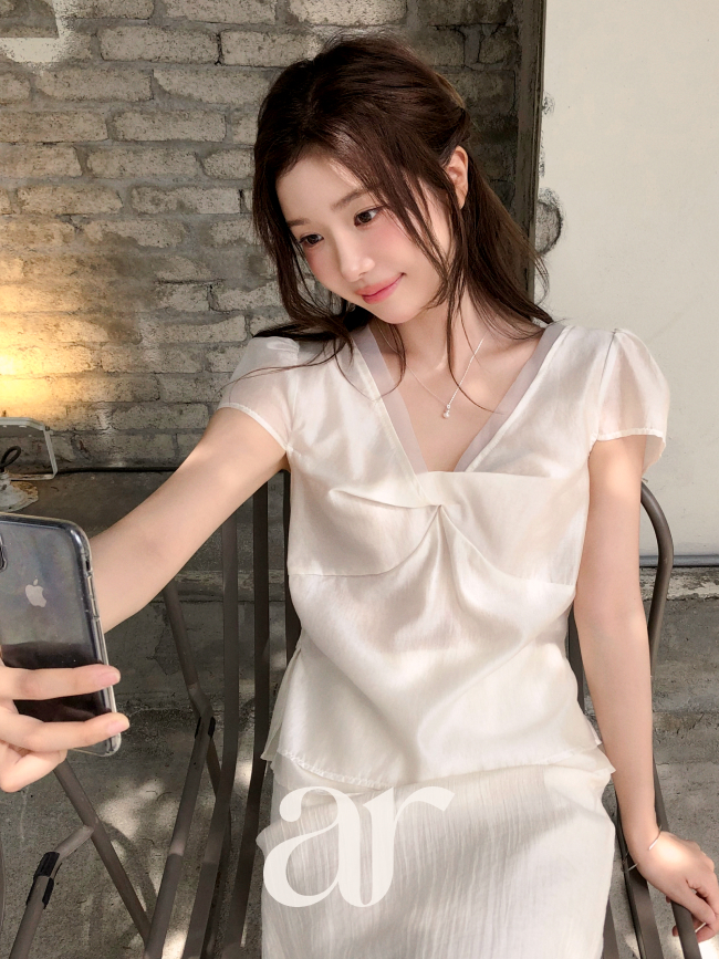 브이넥 꼬임 블라우스 bs8848 이미지 6
