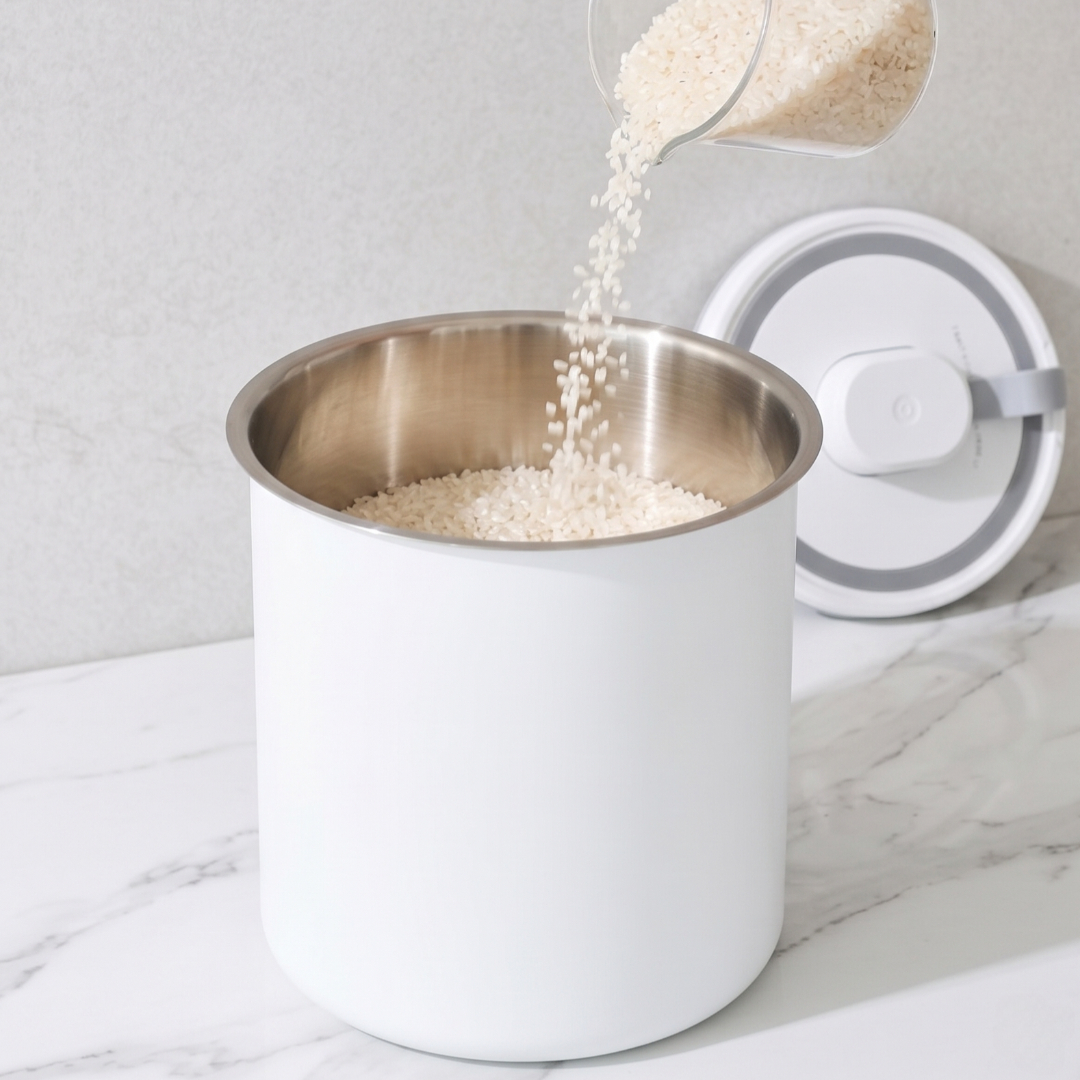 쿠보닉 무선 진공 쌀통 쌀 보관함 잡곡 통 독 밀폐 용기 10kg 10kg, 1개