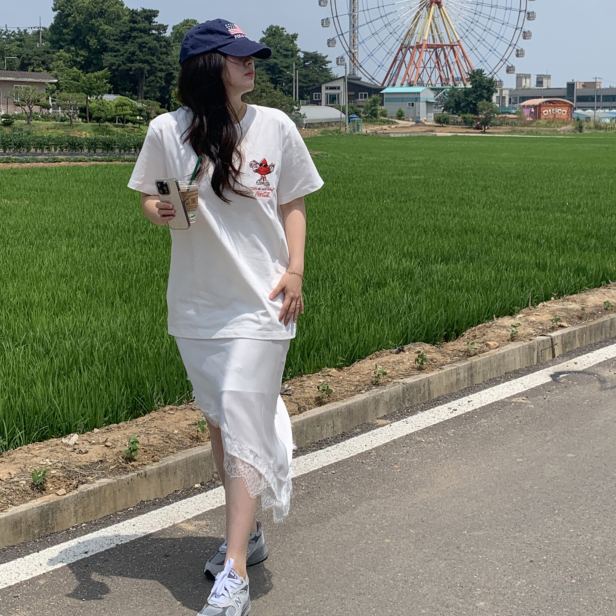 아디다스 오리지널 여성 반팔 티셔츠 코카콜라 - 상세 이미지 2
