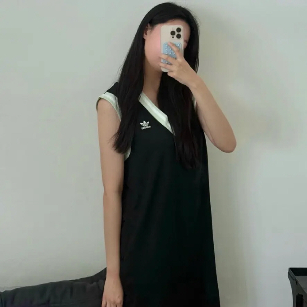 아디다스 OG 2WAY 브이넥 슬리브리스 OPS W 3color 블랙 화이트 민트 - 상세 이미지 4