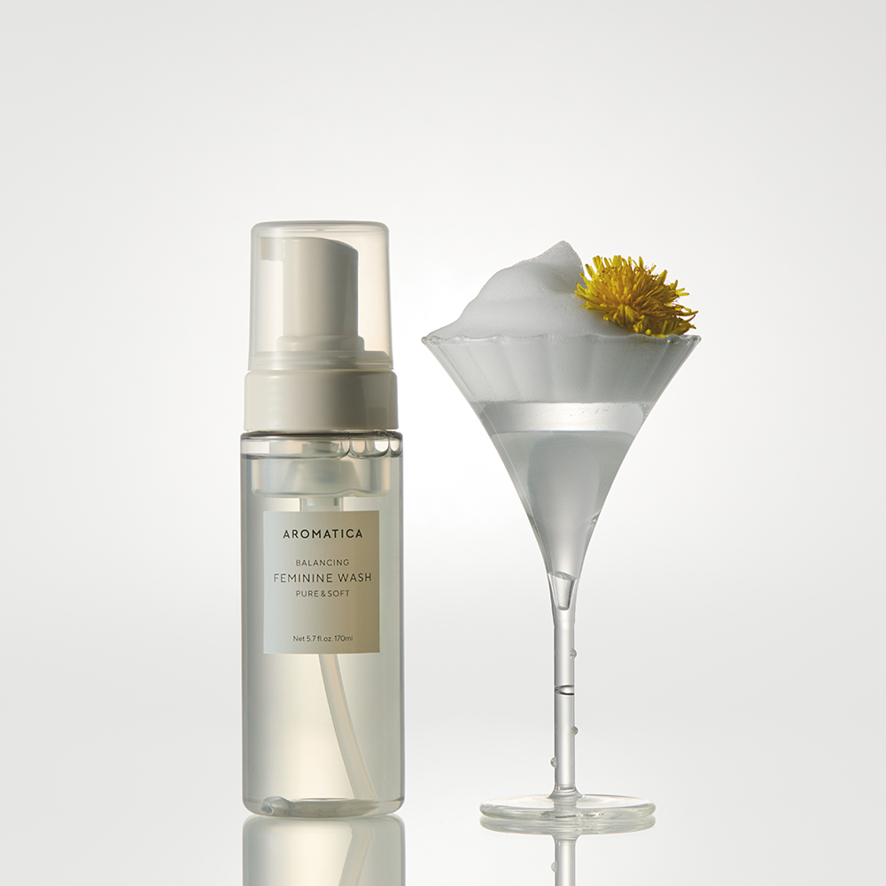 아로마티카 퓨어 앤 소프트 여성청결제 170ML 이너퍼퓸 와이클렌저 y존케어 저자극 페미닌워시 여성세정제 - 상세 이미지 2
