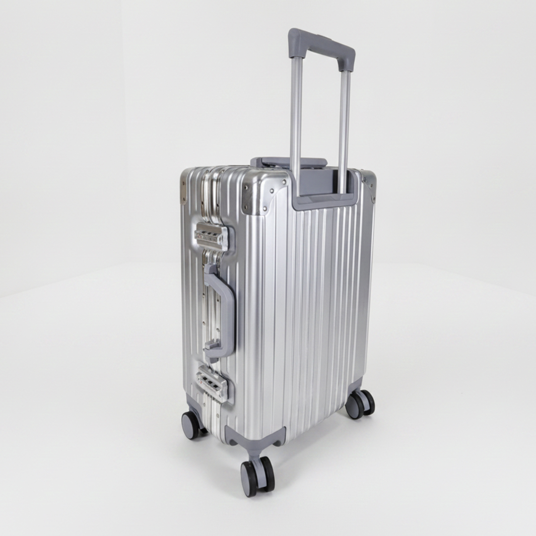 3중압축 폴리카보네이트 여행용 캐리어 금고형 메탈베이직 54cm(20인치)_소형, 실버 - 상품 이미지