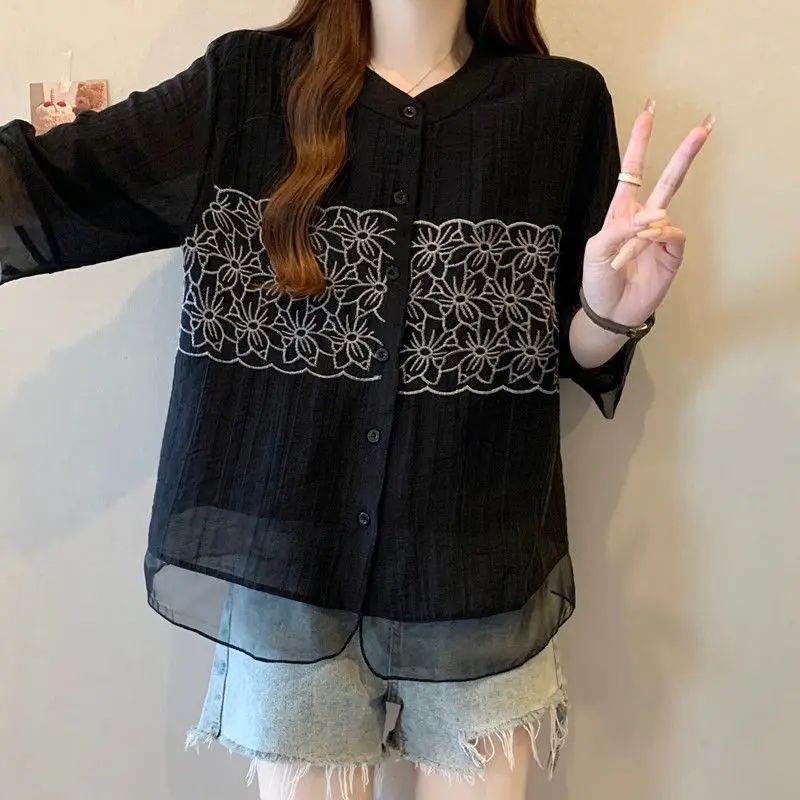 여성 여름 루즈핏 슬림핏 뱃살커버 자수 장식 반팔 탑 화이트 L - 상세 이미지 5