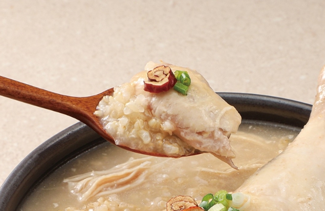 오뚜기 누룽지 닭다리 삼계탕 500g 보양식 간편식 국물 요리 집밥 밀키트 즉석 레토르트 영양식 - 상세 이미지 2