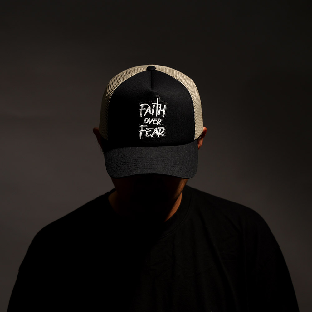UNFACT FAITH OVER FEAR 오버핏 트러커 메쉬 볼캡 블랙베이지 - 상세 이미지 3