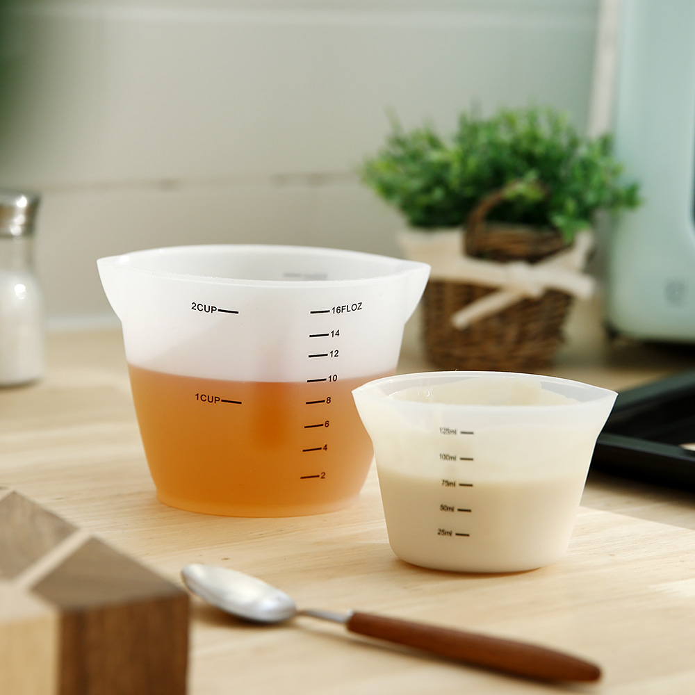 냠냠쿡 실리콘 계량컵 2종세트 (125ml+500ml) 전자레인지 이유식 베이킹 - 상품 이미지