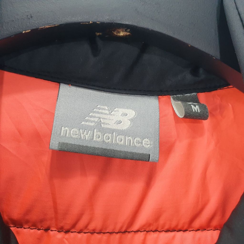 뉴발란스 블랙 여자 패딩 조끼 90 N7407 - 상세 이미지 2